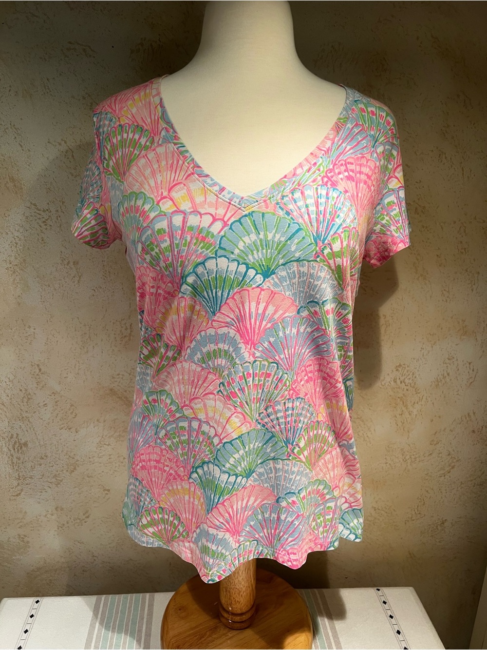 Lilly Pulitzer Shell Top size L